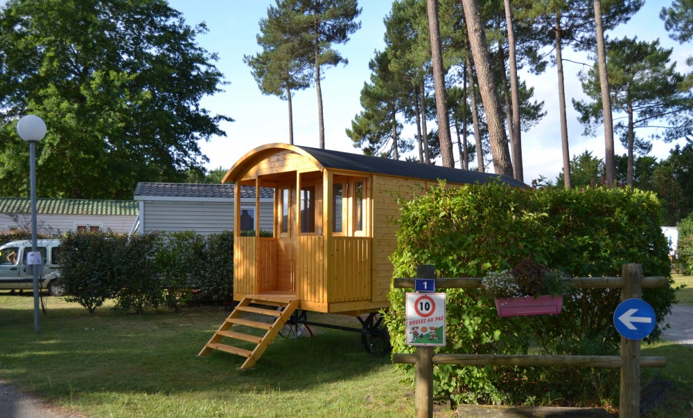 Mobilhome avec terrasse couverte